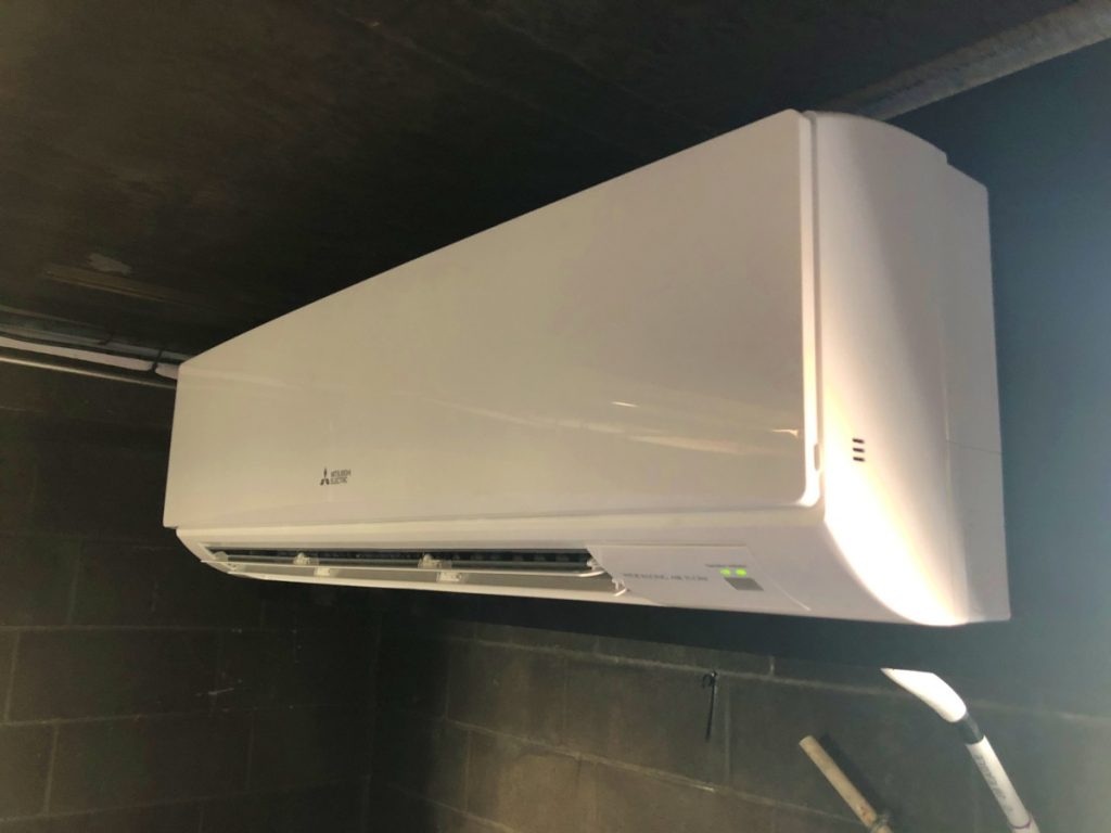 Air conditioning for elevator machine room - Vasi Refrigeration HVAC